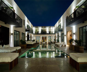 مصر اليوم - فندق أسماء يجّمع بين الحداثة وإطلالة جبال الأطلس الكبير