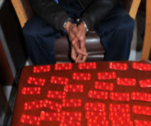 مصر اليوم - توقيف مسؤول عن صيدليَّة بتهمة الإتجار في المخدِّرات في حلوان