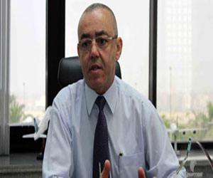   مصر اليوم - وزير الطيران يتفقّد مطار شرم الشيخ