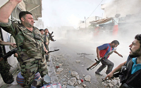   مصر اليوم - حصيلة أوليَّة تؤكّد أنّ 210 شخصًا قضوا السبت بينهم 184 من القوات الحكوميَّة