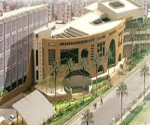   مصر اليوم - محافظ القاهرة : مكتبة الزاوية الحمراء العامة تحفة معمارية تخدم 2 مليون زائر