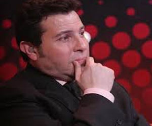   مصر اليوم - هاني شاكر في أجمل سنين عمرنا في أولى حلقاته