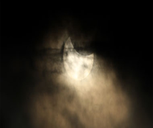   مصر اليوم - كسوف كلي للشمس في جزر فارو في مارس 2015