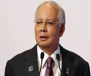   مصر اليوم - عبد الرزاق يزور قاعدة جوية أسترالية لمعاينة عمليات البحث عن الماليزية