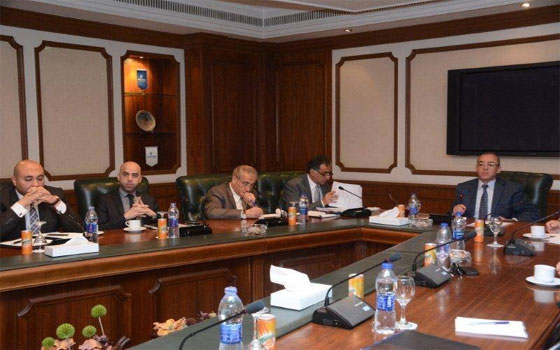 مصر اليوم - حسام كمال يشكل لجنة عاجلة لتعزيز قدرة شركات الطيران المصرية على المنافسة