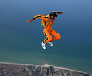 مصر اليوم - مقتل اثنين من طلاب كلية الشرطة في تايلاند خلال تدريب مظلي