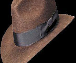   مصر اليوم - قبعة تطلق تيارات كهربائية للمخ لزيادة نسب الذكاء لدى الأشخاص