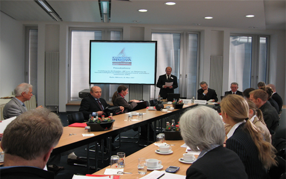   مصر اليوم - كلية آداب عين شمس تعقد مؤتمرًا عن تاريخ مصر في العصر المسيحيّ