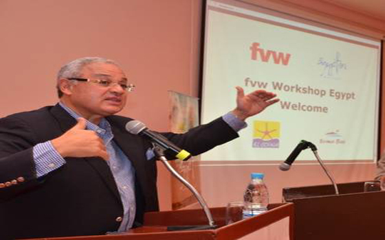 مصر اليوم - زعزوع يُعلن دعم المستثمرين وجميع الشركات العاملة في قطاع السياحة