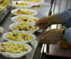   مصر اليوم - محكمة أميركية تمنح 1.6 مليون دولار لطاهية مثلية