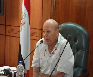 مصر اليوم - محافظ بورسعيد يحتفل بعيد اليتيم داخل حديقة التَّاريخ