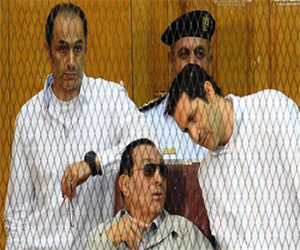   مصر اليوم - جنايات القاهرة تستكمل محاكمة مبارك والعادلي ومساعديه