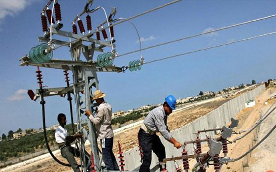   مصر اليوم - إبراهيم محلب يأمر بإنهاء تشغيل محطات الكهرباء الجديدة في حزيران بطاقة 2400 ميغا وات