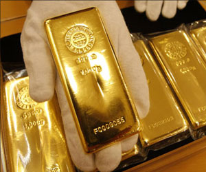   مصر اليوم - الذهب مستقر قرب أدنى مستوياته