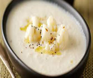   مصر اليوم - طريقة عمل حساء القرنبيط بالكريمة