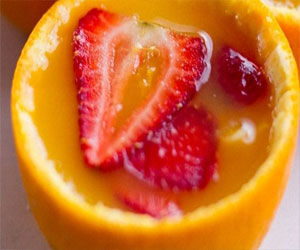   مصر اليوم - ميكس البرتقال والفراولة بالفانيليا