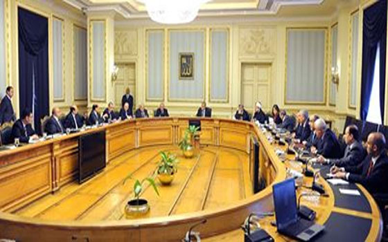   مصر اليوم - إبراهيم محلب يعقد اجتماعًا للجنة الأمن القوميّ لدراسة الموقف الأمنيّ في مصر