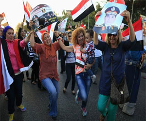 مصر اليوم - السّيسي يتفوق على صباحي في توكيلات بورسعيد