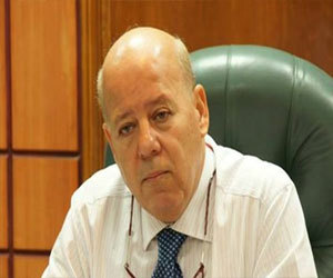 مصر اليوم - محافظ بورسعيد يتفقد تجميل المدخل الجنوبي ويزيل الإشغالات خلف منفذ الرسوة