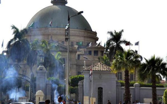   مصر اليوم - الأحزابُ المصريّة تُديّن تفجيّرات جامعة القاهرة وتُطالب بإنجاز خارطة الطريّق