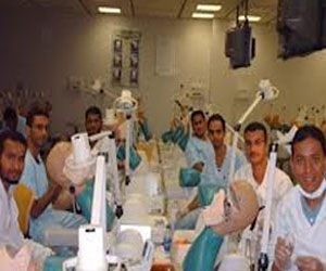   مصر اليوم - كلية طب الأسنان في جامعة عدن تدشن حملة توعوية حول صحة الفم