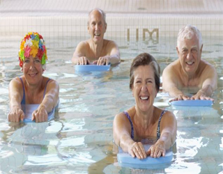   مصر اليوم - الماء الدافئ يمكن أن يكون علاجًا جذريًا لارتفاع الضغط