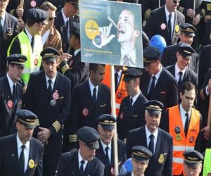   مصر اليوم - طيارو لوفتهانزا يواصلون إضرابهم لليوم الثاني