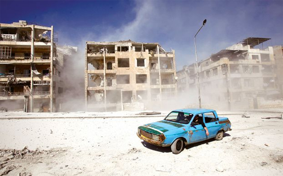   مصر اليوم - الطيران المروحيّ السوريّ يقصف مناطق في ريف حلب بالبراميل المتفجّرة