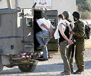 مصر اليوم - القوات الإسرائيلية تعتقل ثلاثة فلسطينيين في الخليل