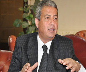   مصر اليوم - عبد العزيز يعتمد 7.3 مليون جنيه لمشاركة الاتحادات في دورتي بتسوانا والصين