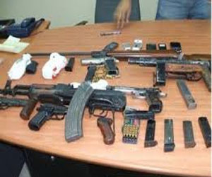   مصر اليوم - ضبط 5 بنادق آلية و255 طلقة نارية في سوهاج