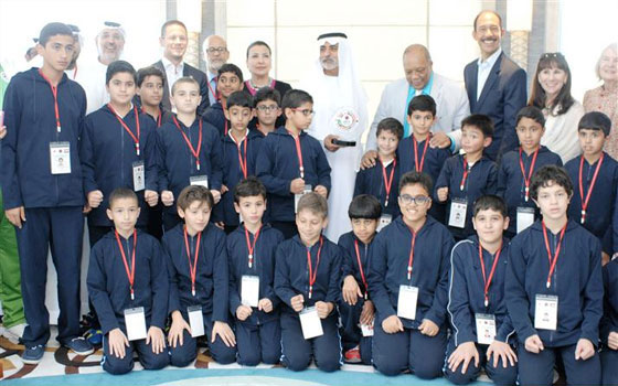   مصر اليوم - نهيان بن مبارك يستقبل فريق المدارس المُشارك في بطولة العالم الأولى للكاراتيه