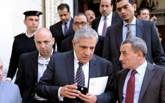   مصر اليوم - محلب يؤدي زيارة تفقديَّة إلى مديريَّة أمن الجيزة ومحيط جامعة القاهرة وميدان النهضة