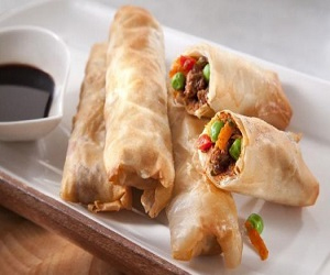   مصر اليوم - رقائق محشوة باللحم والخضروات