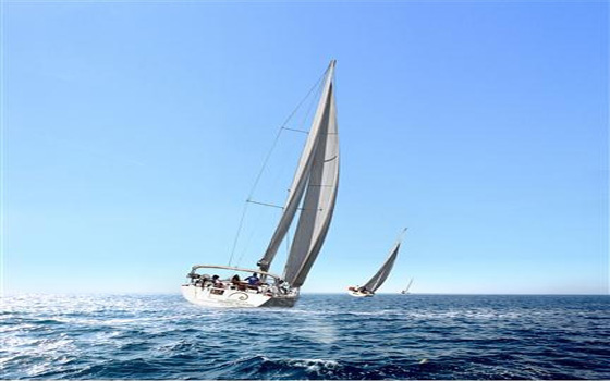   مصر اليوم - جزيرة صير بني ياس الإماراتيَّة تستضيف أول سباق للزوارق الشراعيَّة على شواطئها