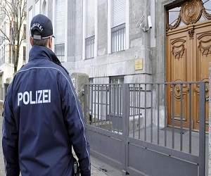   مصر اليوم - السلطات الألمانية تمنع والدين من تسمية ابنهما ويكيليكس