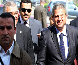   مصر اليوم - عبد العزيز يفتتح الملاعب المطوّرة في مركز شباب إمبابة