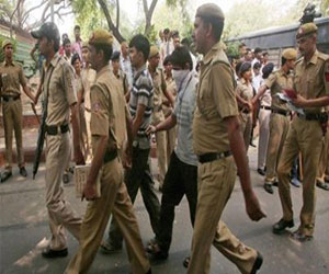   مصر اليوم - الحكم باعدام المتهمين الثلاثة بالاغتصاب الجماعي في الهند