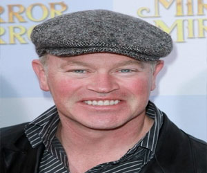   مصر اليوم - الممثل  الأميركي نيل ماكدونو يرزق بطفل خامس