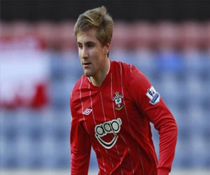   مصر اليوم - ريال مدريد يضع عينه على لوك شو بديلا لكوينتراو