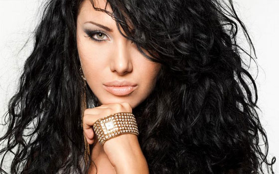   مصر اليوم - الشركات العالميَّة تبحث عن أذواق حواء لتعويض الركود