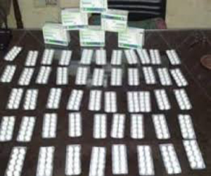 مصر اليوم - توقيّف عاطل وبحوزته 90 قرصًا مخدرًا في الغردقة