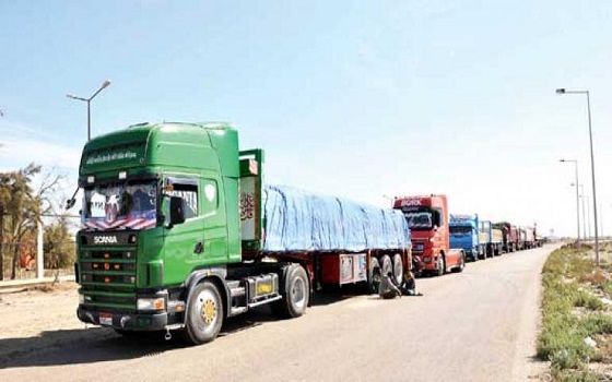   مصر اليوم - وزارة الخارجيّة تُعلن انتهاء أزمة الشاحنات المصريّة المُحتجزة في ليبيا