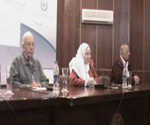   مصر اليوم - اجتماع لمناقشة مشاكل التّعليم في البحر الأحمر