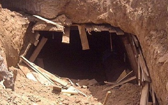   مصر اليوم - أنفاق التهريب جنوب غزة  تلفظ أنفاسها الأخيرة عقب تدميرها من قِبل الجيش