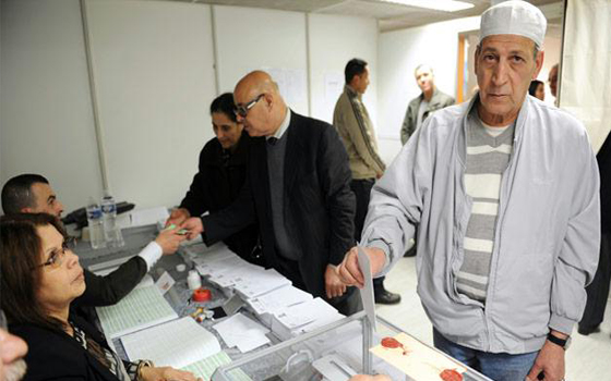   مصر اليوم - بن فليس يؤكّد أنّ التزوير هو المُنافس الأكبر له في الانتخابات الجزائريَّة