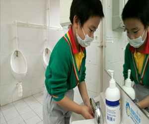   مصر اليوم - خبراء يحذرون من سوء استخدام الصابون المضاد للبكتيريا