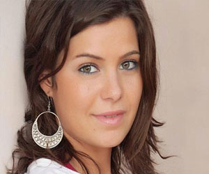   مصر اليوم - يُسرا اللوزي تُكثّف تصوير مُسلسل دهشة بسبب الحمل