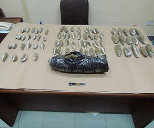 مصر اليوم - توقف مسجّل وفي حوزته 74 لفافة بانجو في بورسعيد