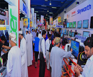   مصر اليوم - انطلاق معرض كومكس 2014 للاتصالات في سلطنة عمان